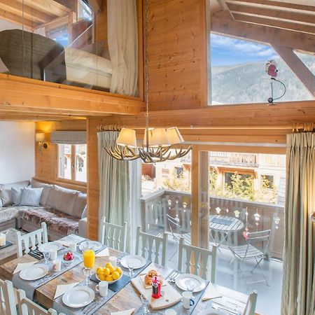 Chalet Muguet Gauche With Hot Tub Sleeps 10 Central Morzine Exterior photo