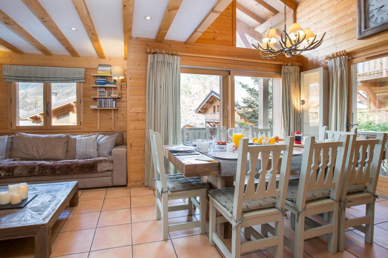 Chalet Muguet Gauche With Hot Tub Sleeps 10 Central Morzine Exterior photo