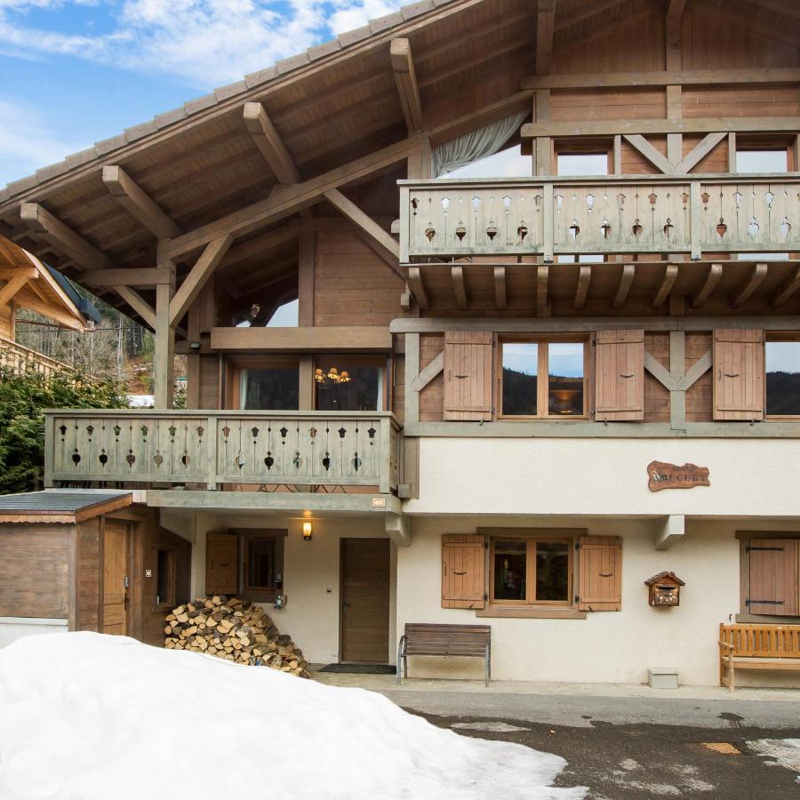 Chalet Muguet Gauche With Hot Tub Sleeps 10 Central Morzine Exterior photo